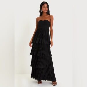 Lulu's Black Layered Maxi Dress